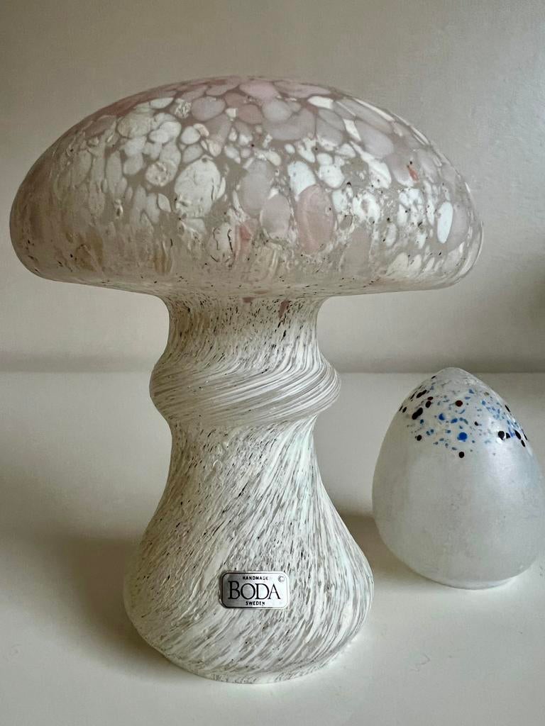 Kosta Boda Groot Mushroom Monica Backström Roze Wit Spikkel, Ophalen of Verzenden