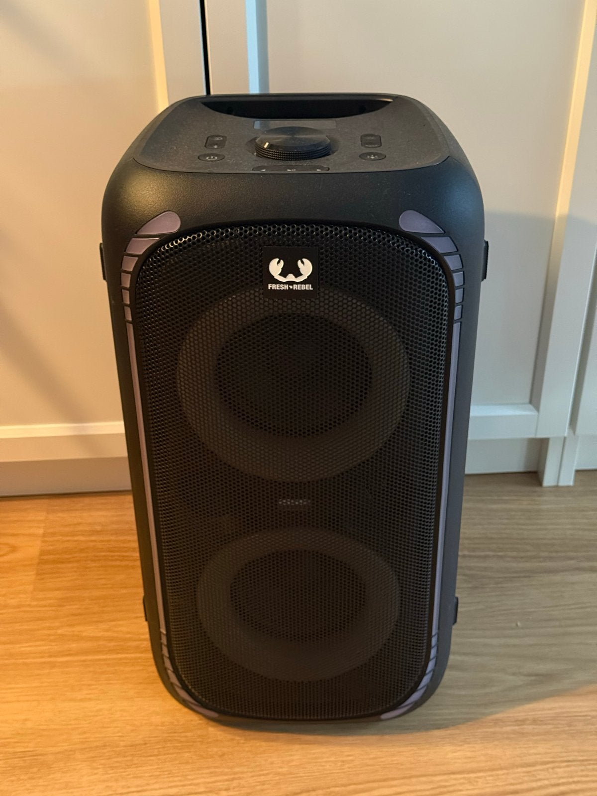 Fresh 'n Rebel Party Speaker met Bluetooth en Lichteffecten, Audio, Tv en Foto, Luidsprekers, Party speaker, Zo goed als nieuw