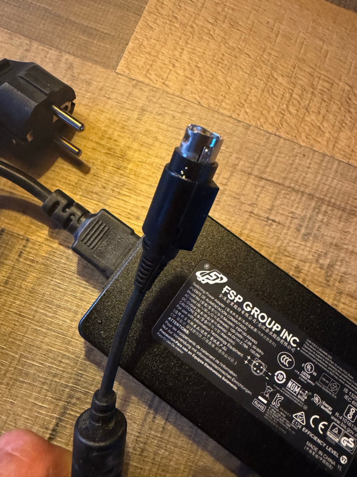FSP FSP150-AWAN3 150W AC/DC-voeding met 4-pins DIN, Ophalen of Verzenden, Gebruikt