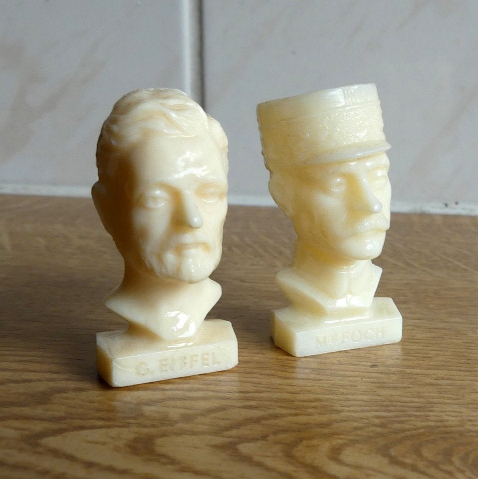 Total vintage bustes Maréchal Foch en Gustave Eiffel plastic, Ophalen of Verzenden