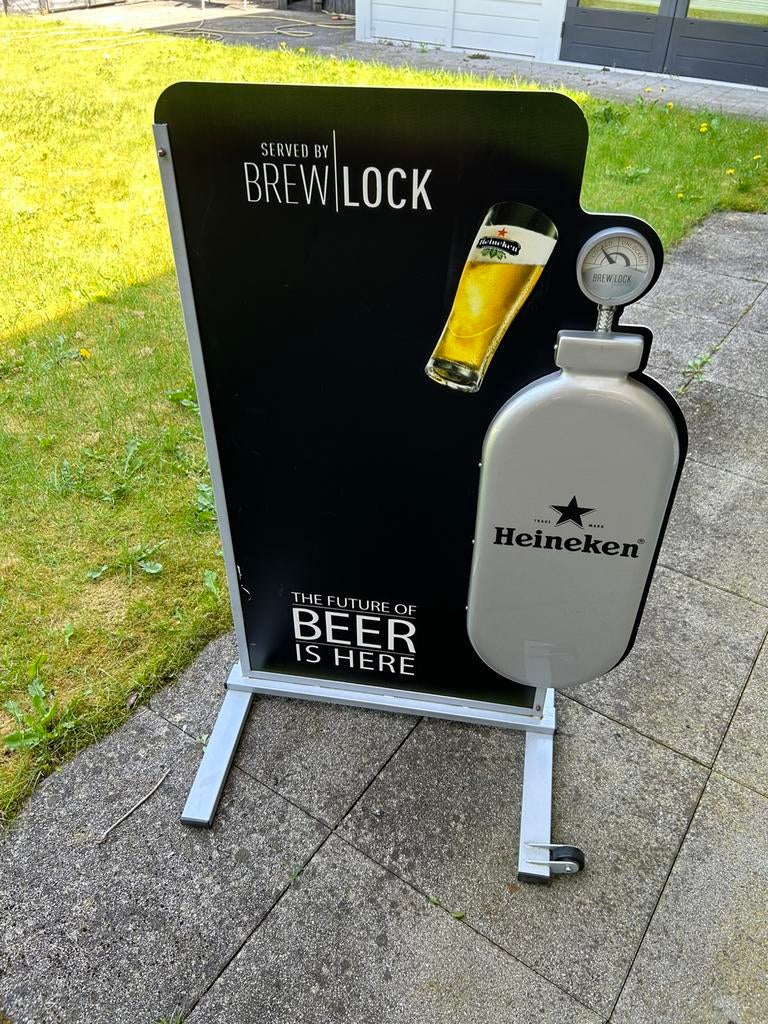 Heineken stoepbord speciaal, Ophalen, Zo goed als nieuw, Lichtbak of (neon) lamp