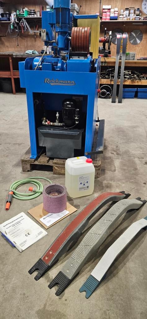 Professionele Reichmann ski slijpmachine, Ophalen, Gebruikt, 1000 watt of meer, Overige typen