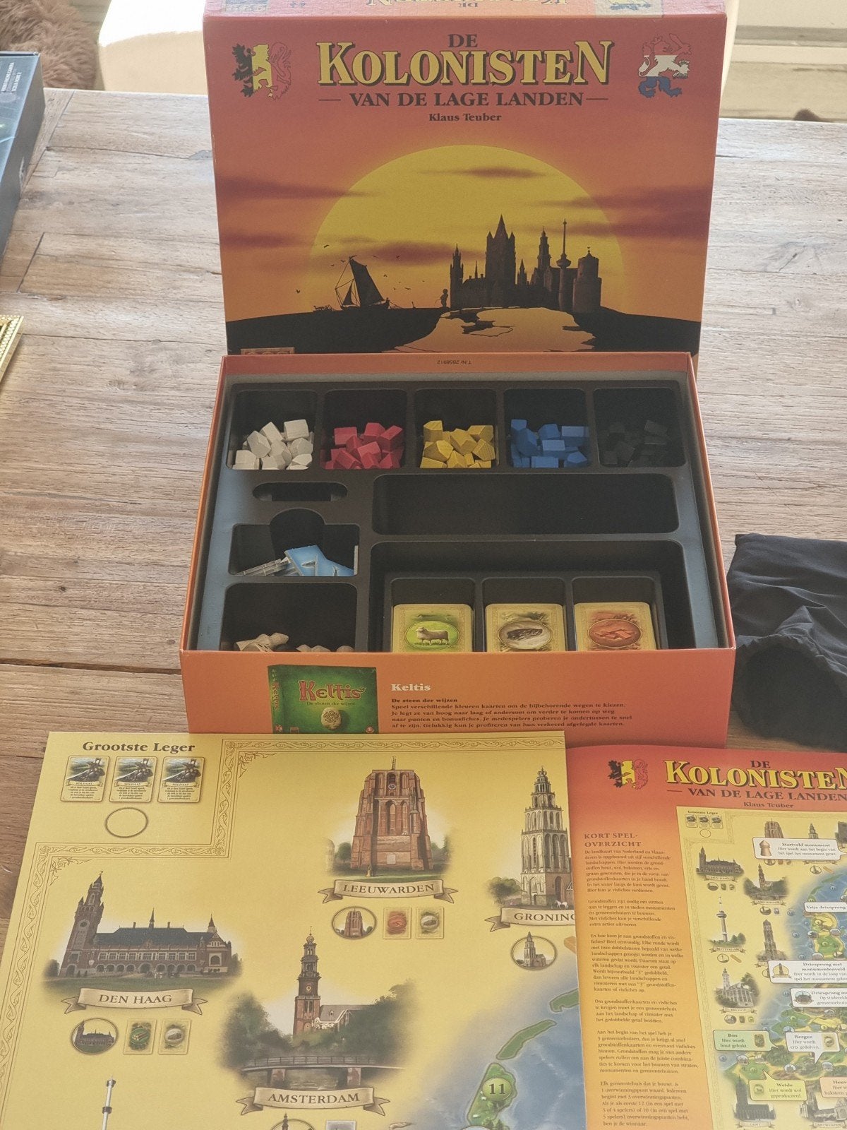 De Kolonisten van de Lage Landen - Houten Versie, Ophalen of Verzenden, Zo goed als nieuw, 999 Games