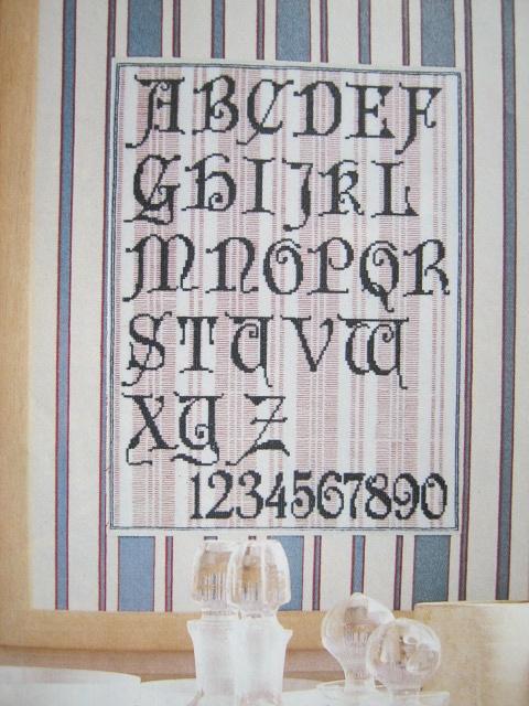 Borduurpatroon  Merklap Alfabet  nr 9969, Hobby en Vrije tijd, Borduren en Borduurmachines, Verzenden, Nieuw, Handborduren, Patroon
