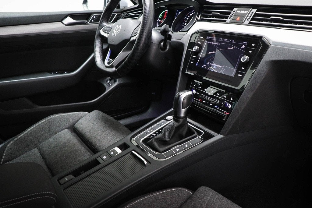 Volkswagen Passat Variant 1.4 TSI PHEV GTE Business | MOONST, Stof, Gebruikt, 4 cilinders, 1600 kg