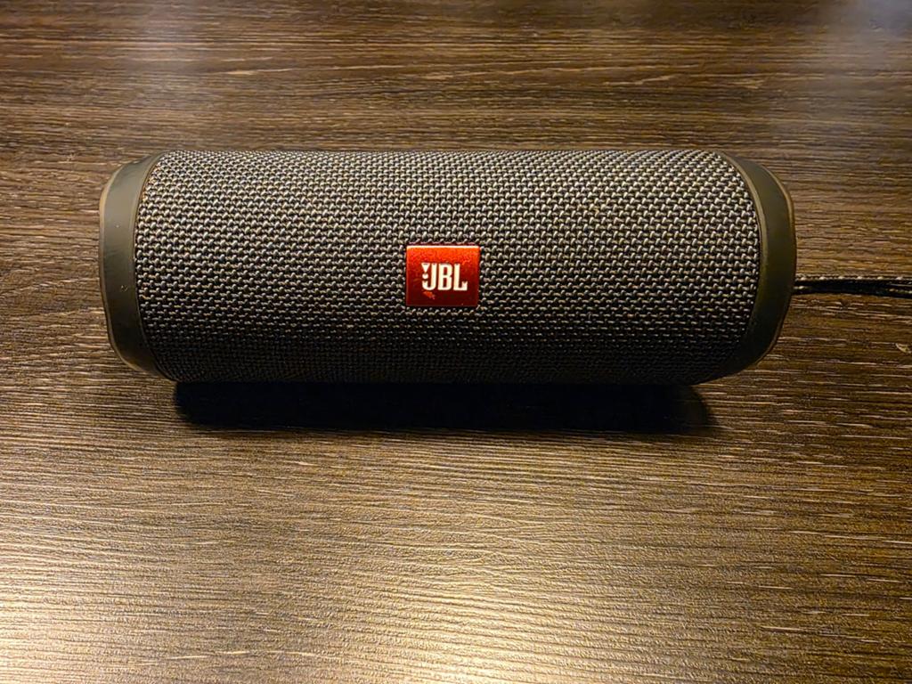 JBL Flip Essential 2 Grijs, Audio, Tv en Foto, Luidsprekers, JBL, Overige typen, Ophalen of Verzenden, Zo goed als nieuw