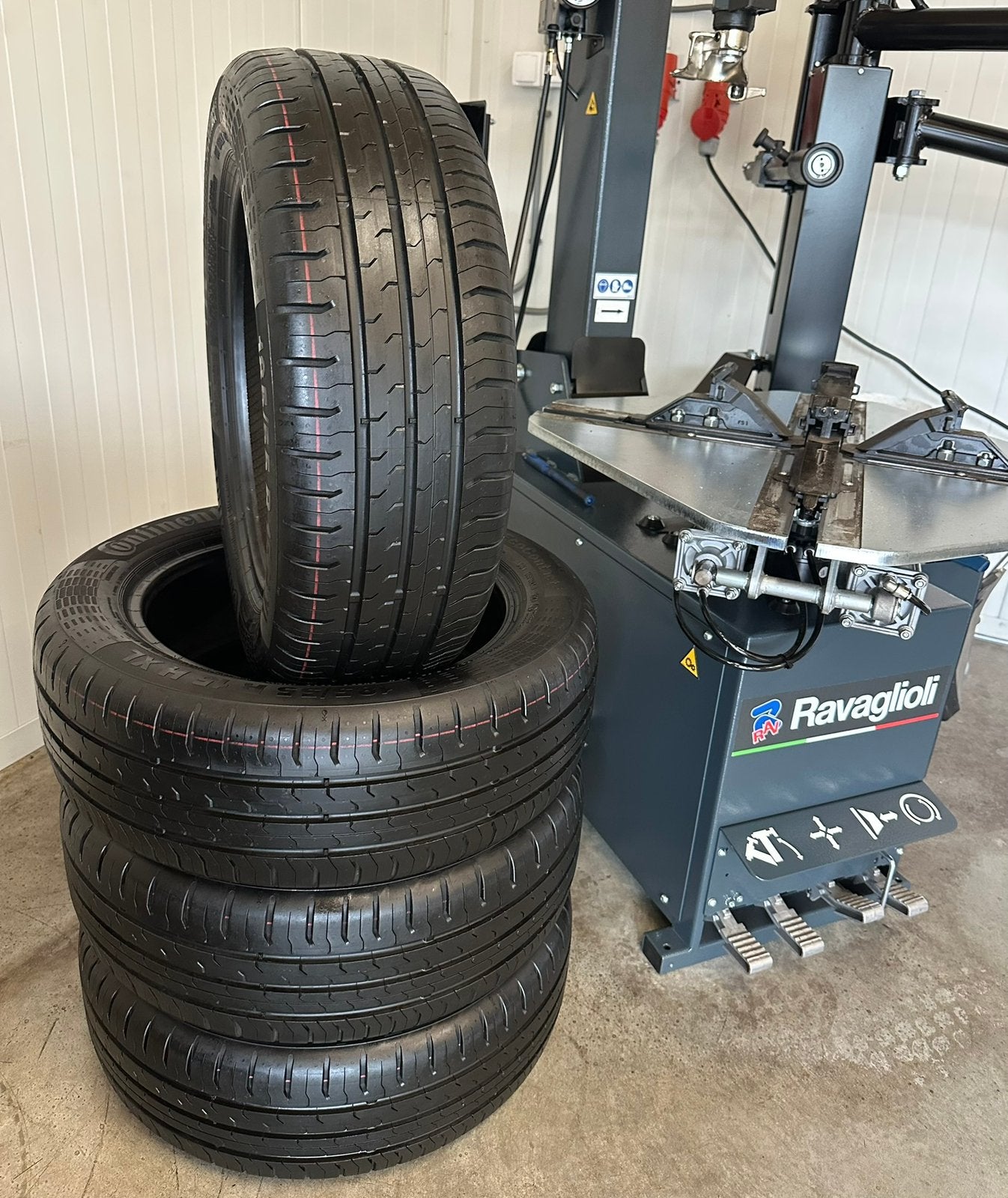 185 55 15 Continental Zomerbanden 185/55 R15 Gratis Montage, Auto-onderdelen, 15 inch, Personenwagen, 185/55 R15, Zomerbanden