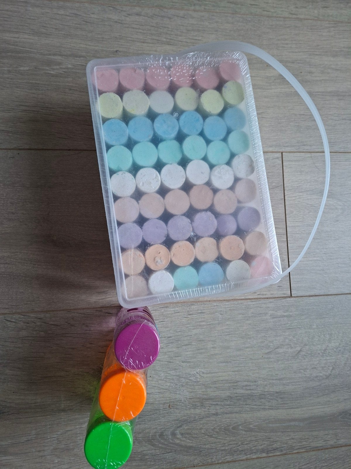 Stoepkrijt en bellenblaas, Ophalen, Nieuw