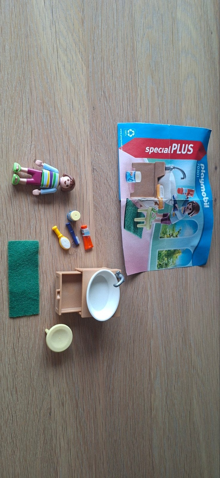 Playmobil Special Plus 70301 Meisje in Badkamer Compleet, Complete set, Special plus, Ophalen of Verzenden, Zo goed als nieuw