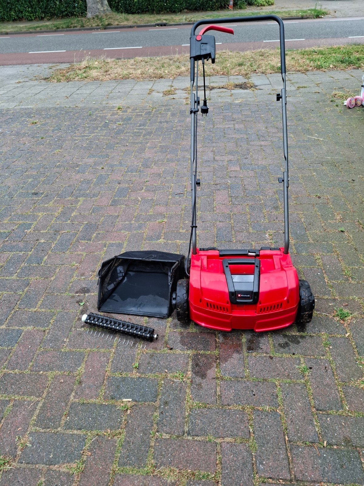 Einhell Elektrische Verticuteermachine GC-SA 1231/1, Tuin en Terras, Verticuteermachines, Ophalen, Zo goed als nieuw, Elektrisch