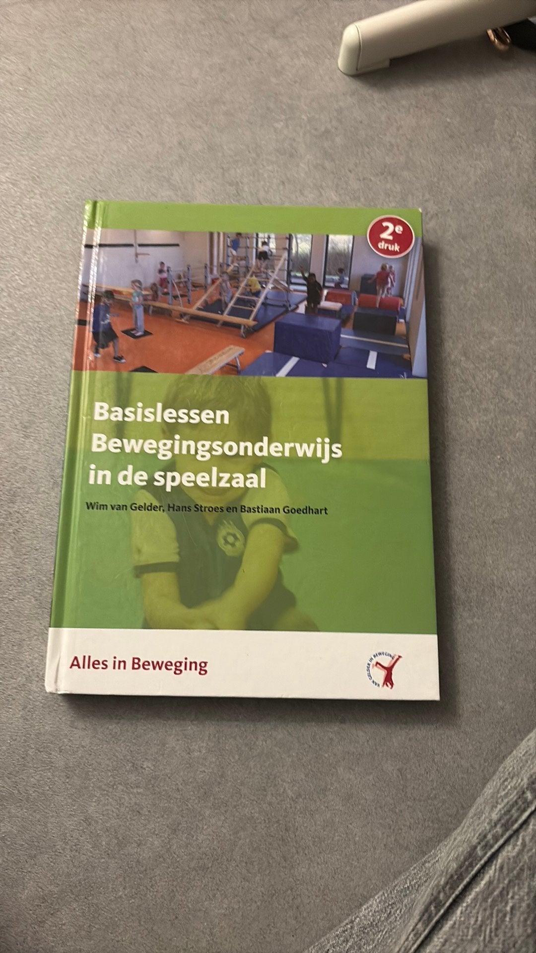 Basislessen bewegingsonderwijs in de speelzaal, Boeken, Ophalen of Verzenden, Gelezen, Overige niveaus