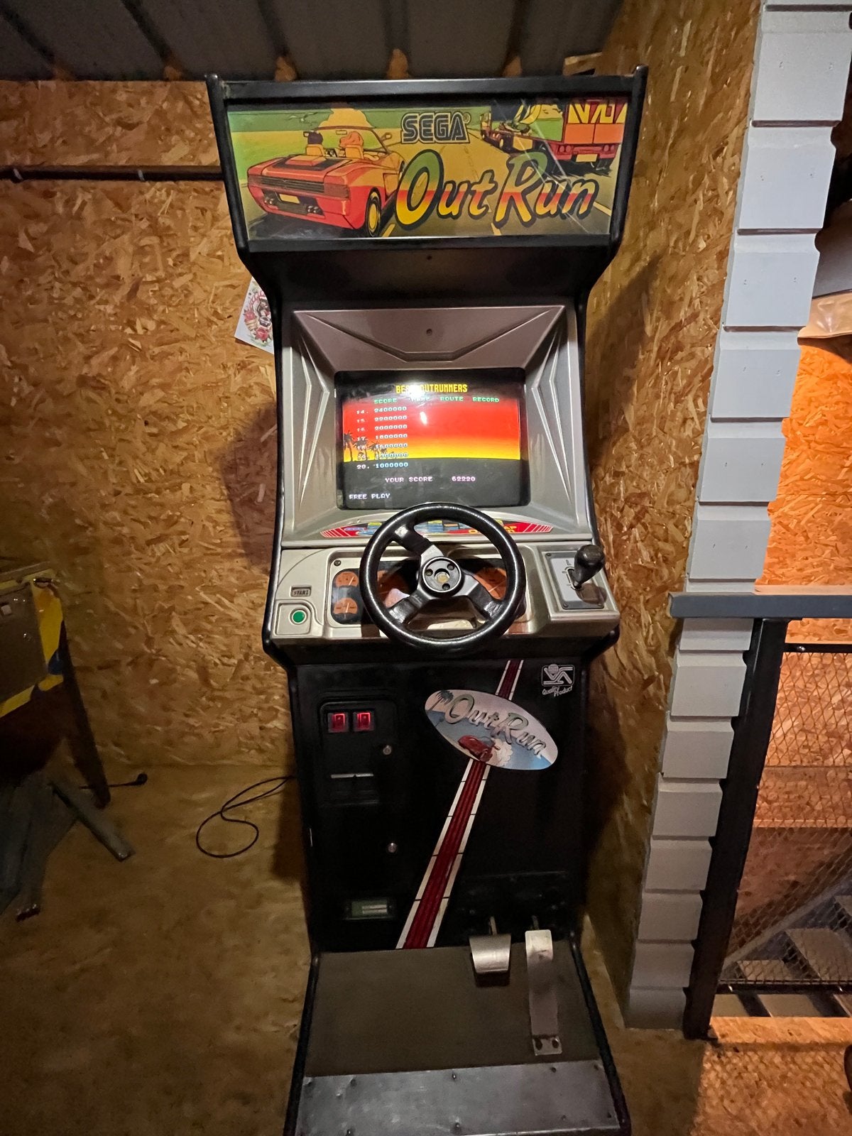 Sega Out Run Arcade Kast - Klassieke Race-ervaring, Spelcomputers en Games, Spelcomputers | Sega, Ophalen, Gebruikt, Met 1 controller