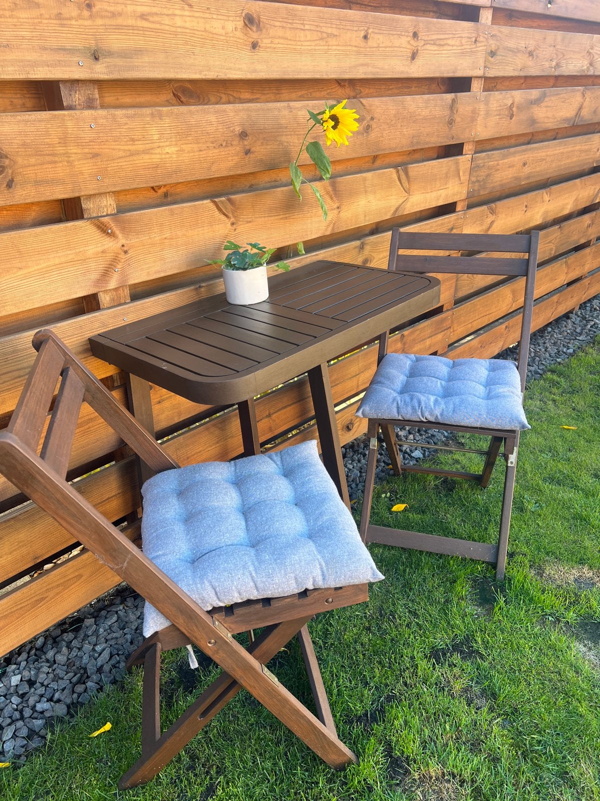 Bistro set, 2 stoelen en tafel, Gebruikt, Eettafel, Tuinset, Hout