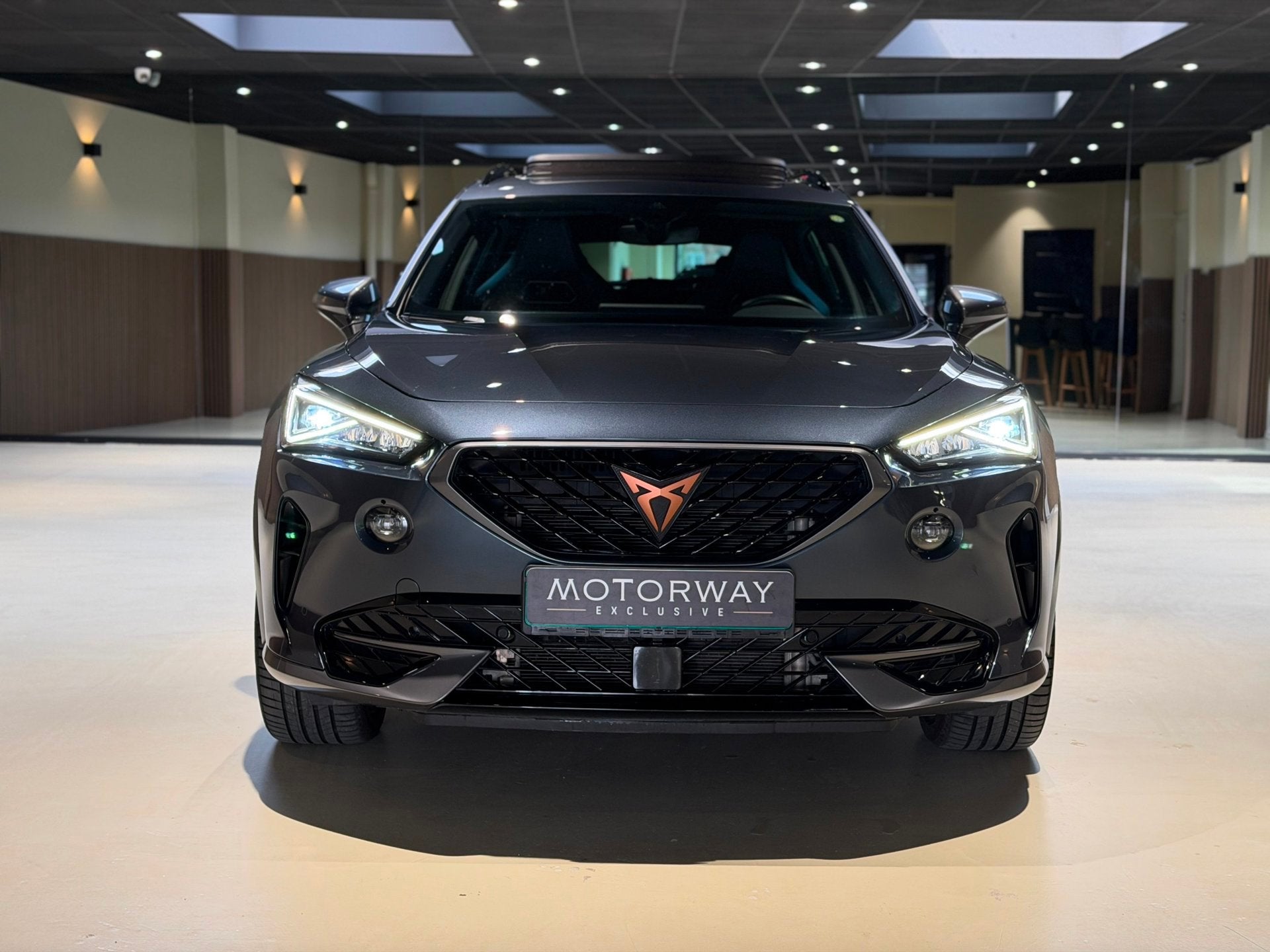 CUPRA Formentor 1.4 e-Hybrid VZ Performance|Pano|Camera|Matr, Auto's, Cupra, Gebruikt, Zwart, 4 cilinders, Formentor