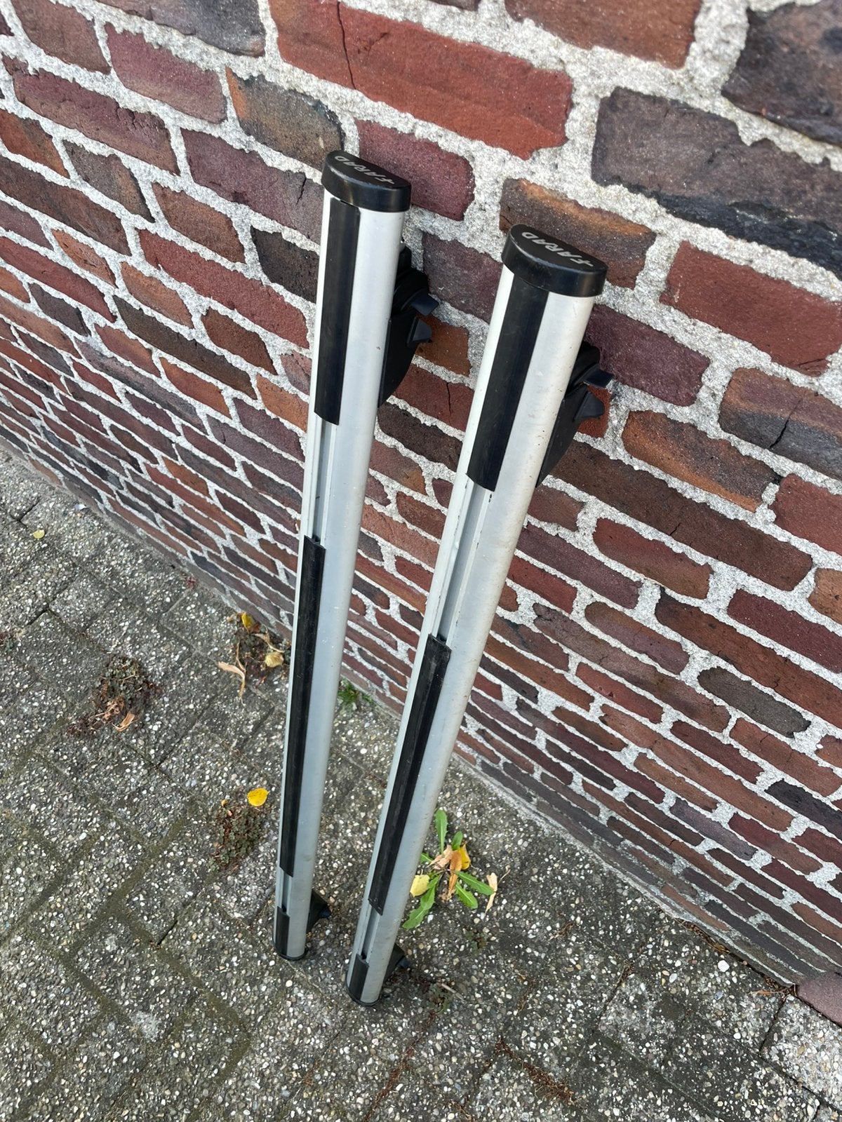 Farad dakdragers, Ophalen of Verzenden, Gebruikt