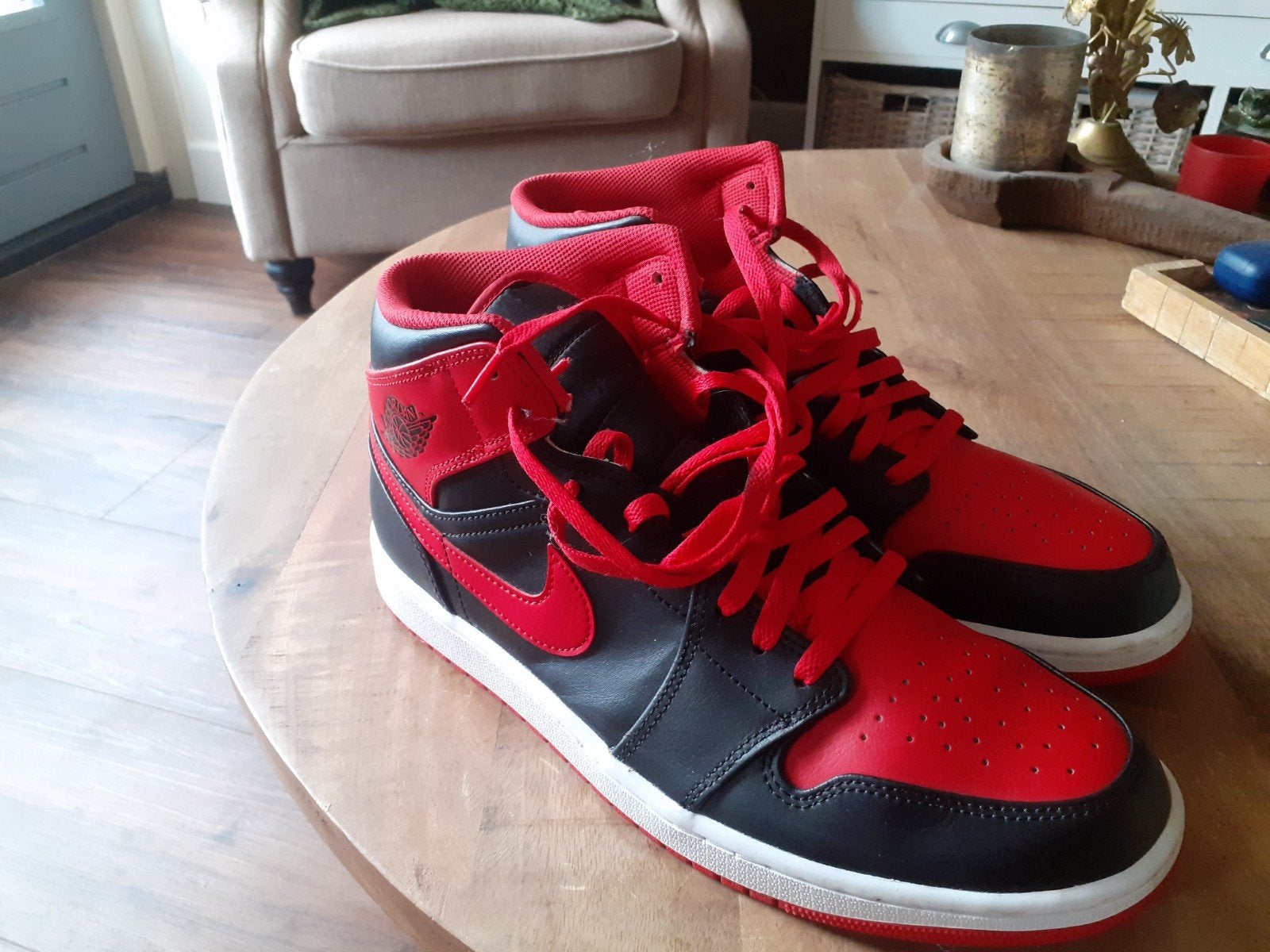 Jordan 1, Ophalen, Zo goed als nieuw