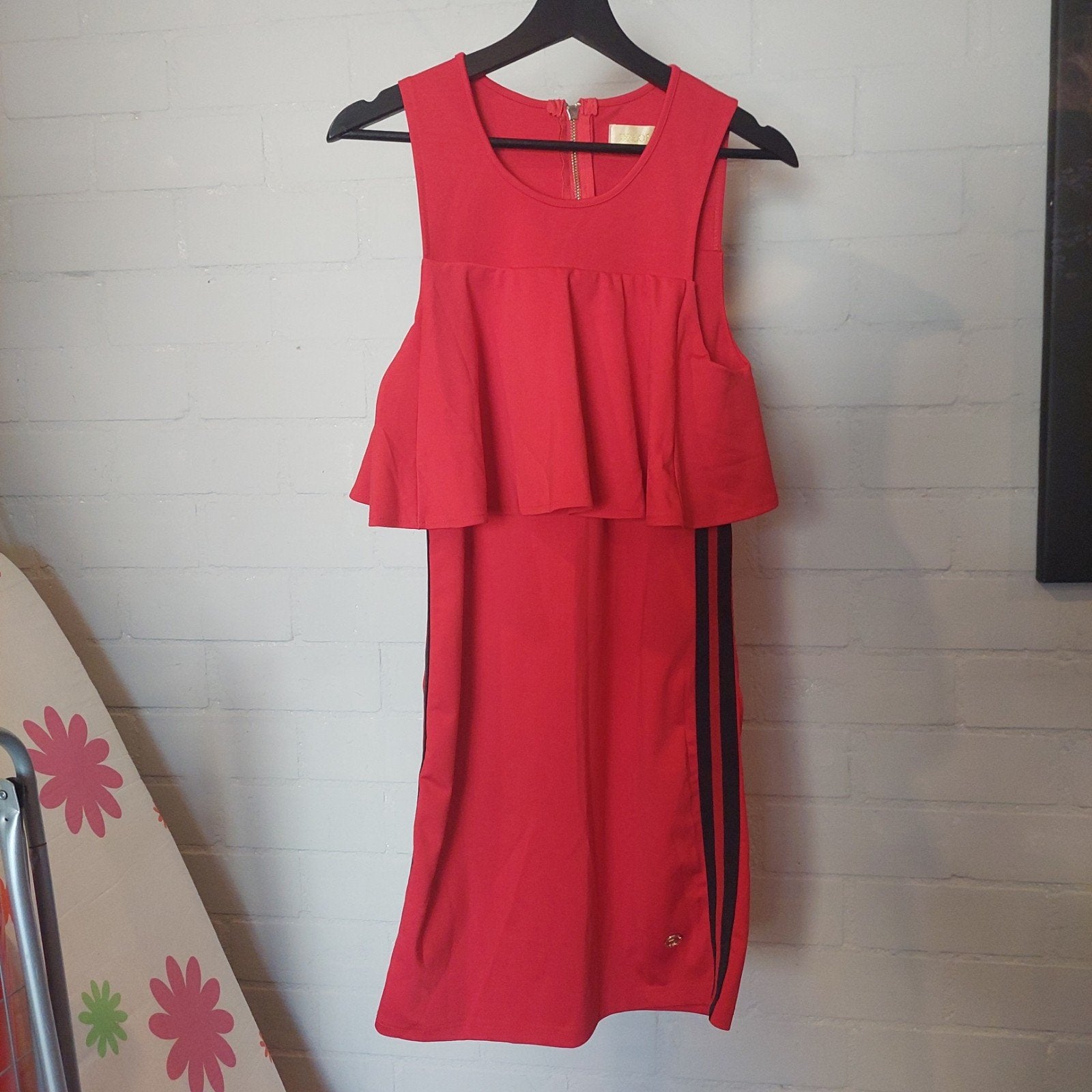 Delousion rood jurkje met zwarte details/strepen en geplooid, Ophalen, Zo goed als nieuw, Rood, Cocktailjurk