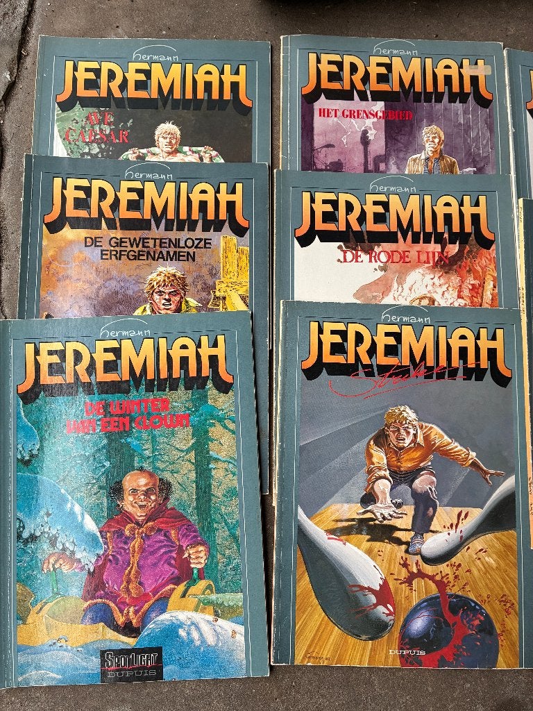 LOSSE VERKOOP ; Jeremiah (Hermann) div. delen , zie foto's, Meerdere stripboeken, Ophalen of Verzenden, Zo goed als nieuw, Hermann Huppen