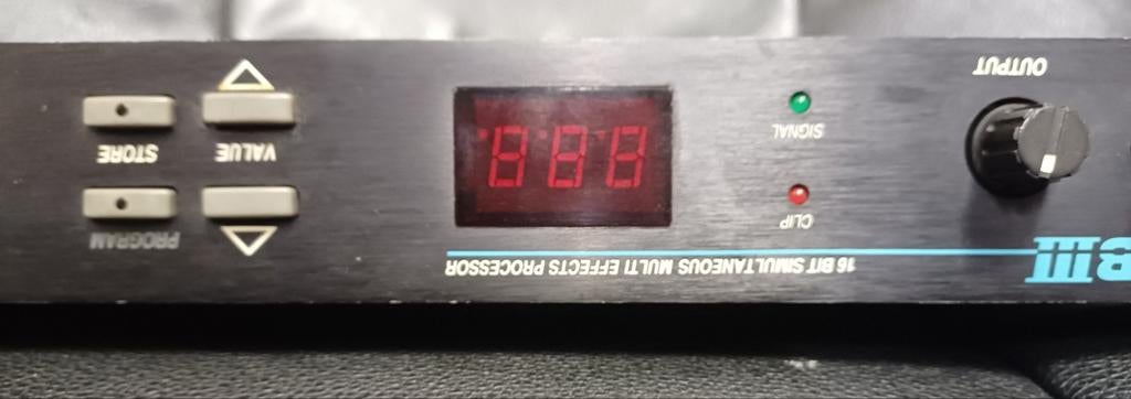 Alesis midiverb 3 effect galm reverb, Ophalen of Verzenden, Zo goed als nieuw, Reverb