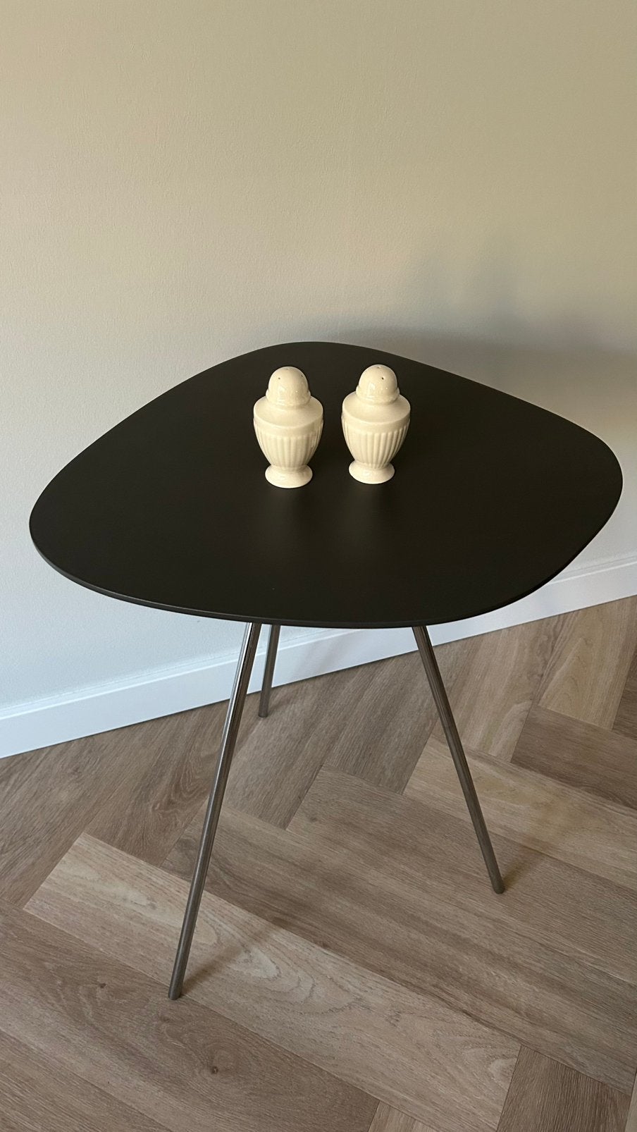 Zgan eierdopjes Wedgwood Edme Plain - puntgaaf, Klassiek, Overige typen, Ophalen of Verzenden, Zo goed als nieuw