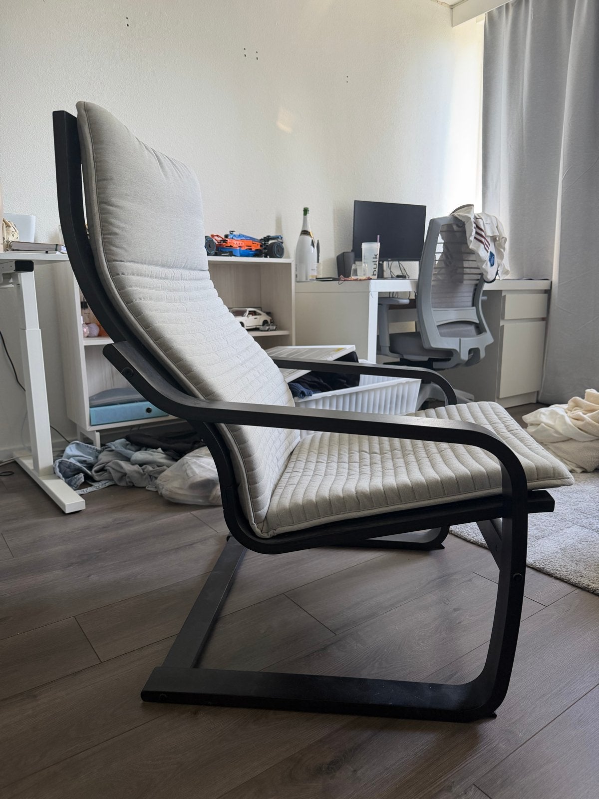 IKEA Poäng fauteuil met lichtgrijze kussens, Ophalen, Zo goed als nieuw, Hout, Eén