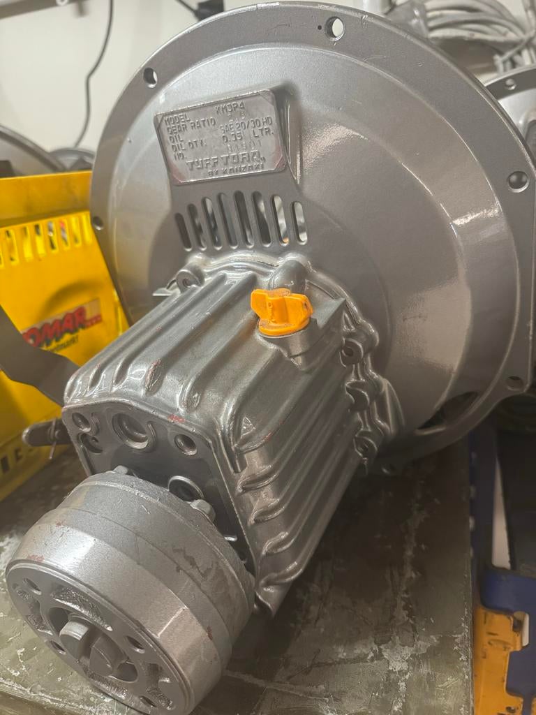 Ongebruikte Kanzaki keerkoppeling KM3P4 voor dieselmotoren, Watersport en Boten, Ophalen, Binnenboordmotor, Diesel, Nieuw