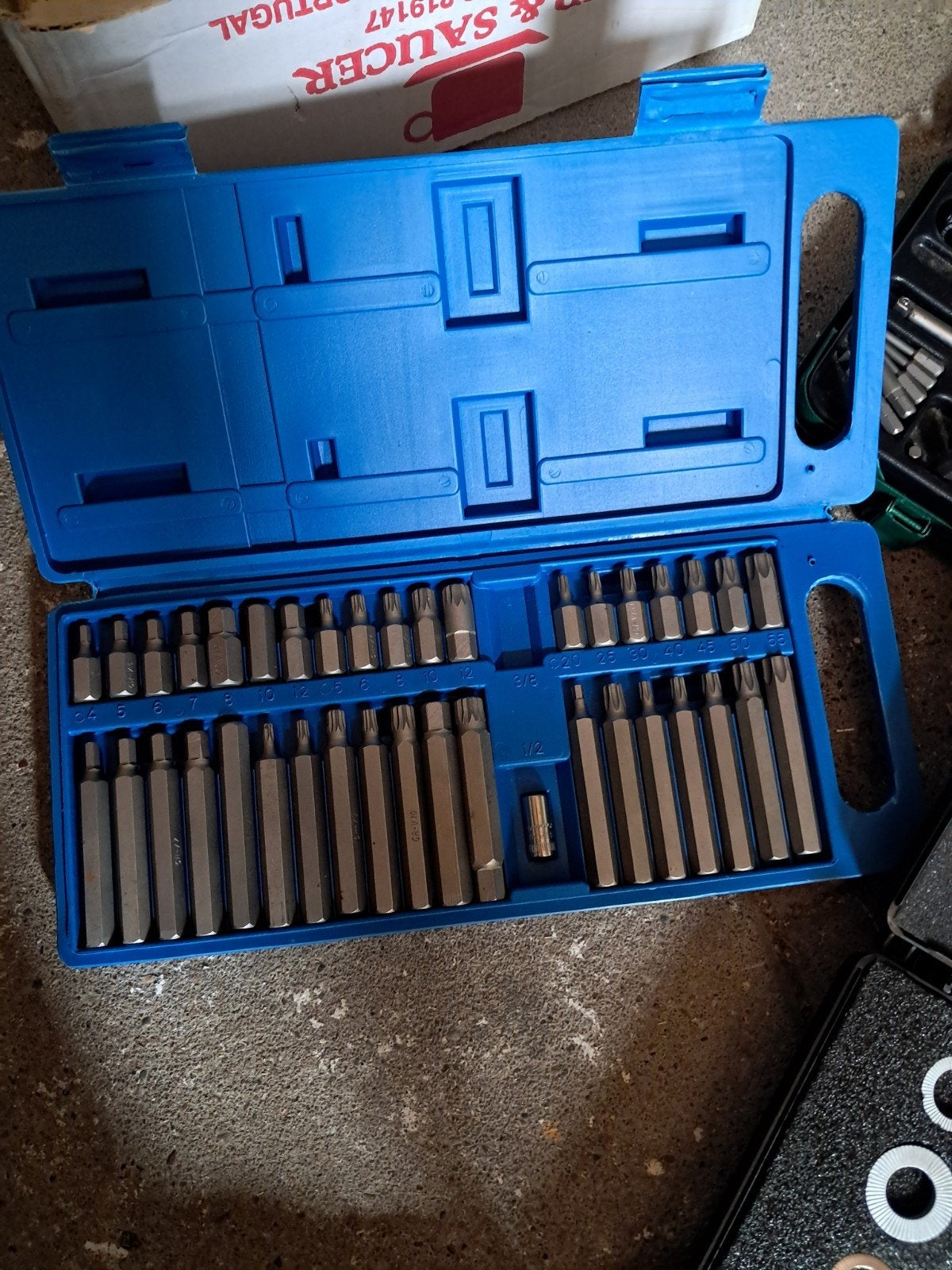 Bitset in handige opbergkoffer, Doe-het-zelf en Verbouw, Gereedschap | Handgereedschap, Ophalen of Verzenden, Gebruikt, Bitset