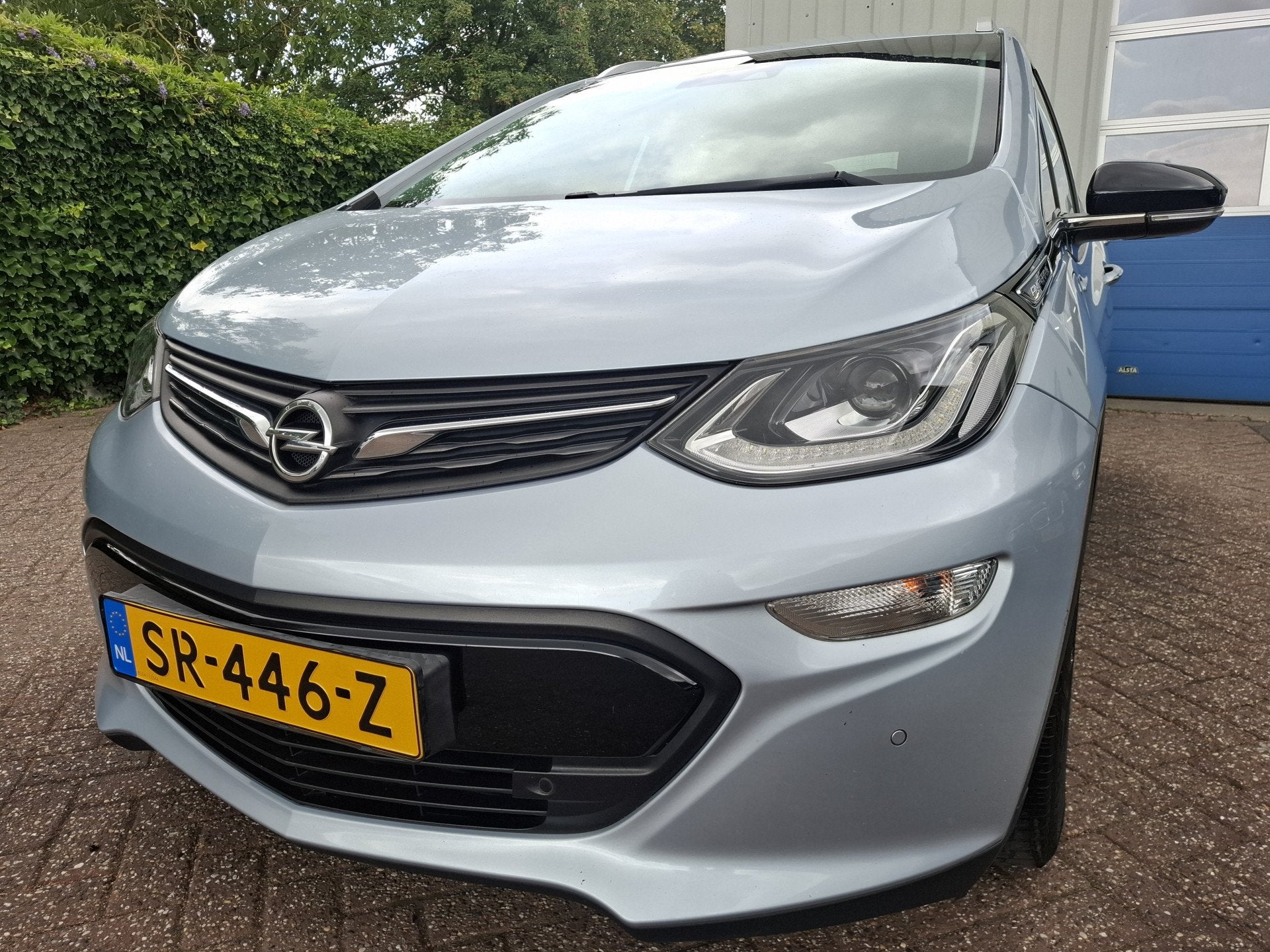 Opel Ampera-e Business+ 60 kWh 11495.- INCL BTW 204PK, Blauw, Leder, 204 pk, 555 min