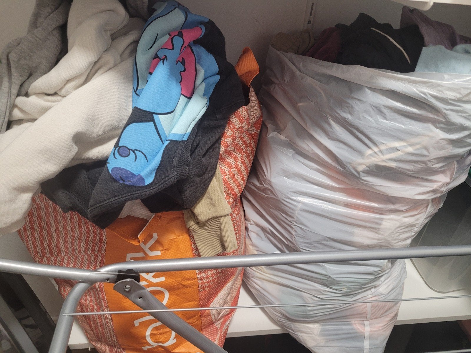 kinderkleren gratis 6/ 7 jaar JM, Ophalen