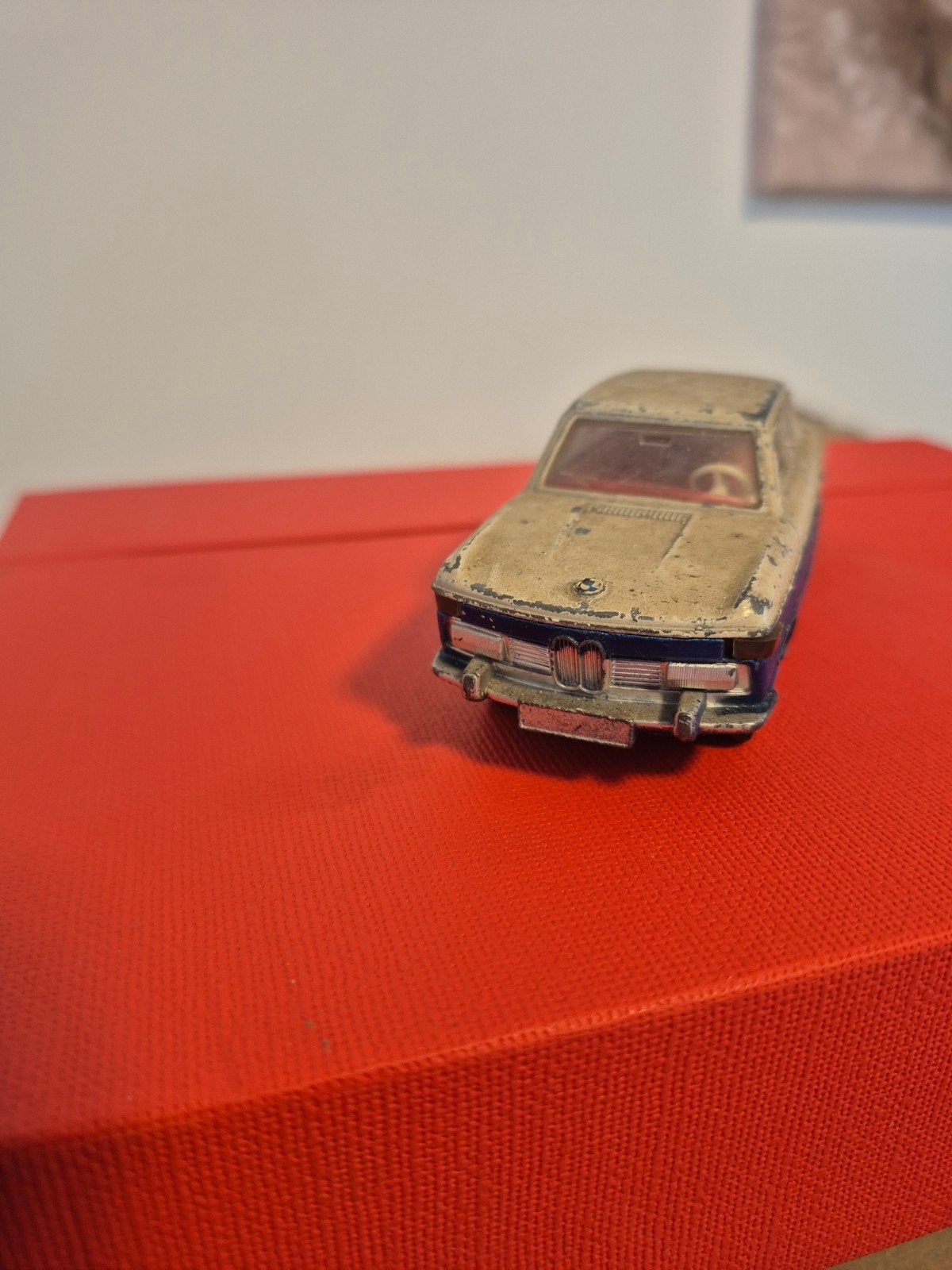dinky toys bmw 2000 tillux 1;43, Ophalen of Verzenden, Zo goed als nieuw, Auto, Dinky Toys