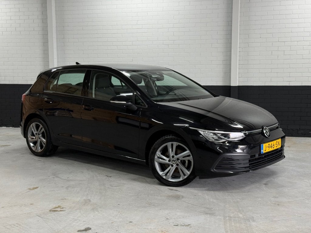 Volkswagen Golf 1.5 TSI Life! 1e Eigenaar! PDC, IQ Drive, Tr, Auto's, Stof, 4 cilinders, Met garantie (alle), Zwart
