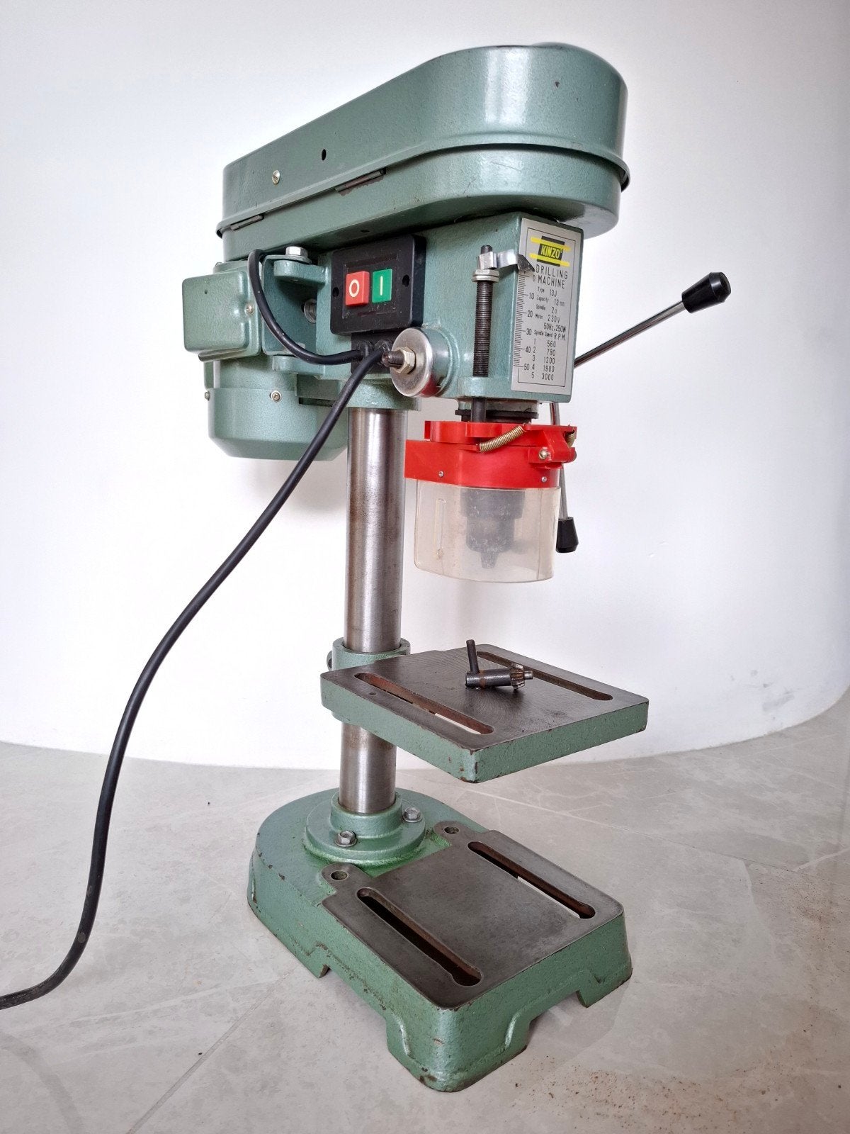 Kolomboormachine Kinzo 13J 250W 13mm 5-speed 560 - 3000 RPM, Doe-het-zelf en Verbouw, Gereedschap | Boormachines, Ophalen, Gebruikt