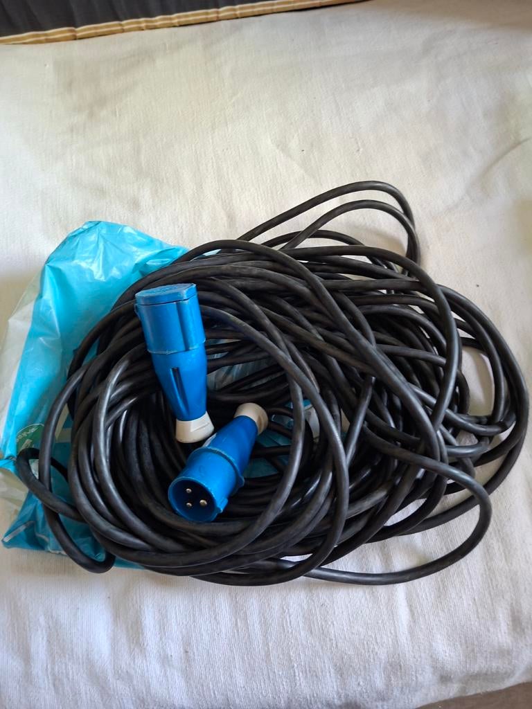 Verlengsnoer met CEE stekkers - Krachtstroomkabel, Ophalen, Gebruikt, Kabel of Snoer