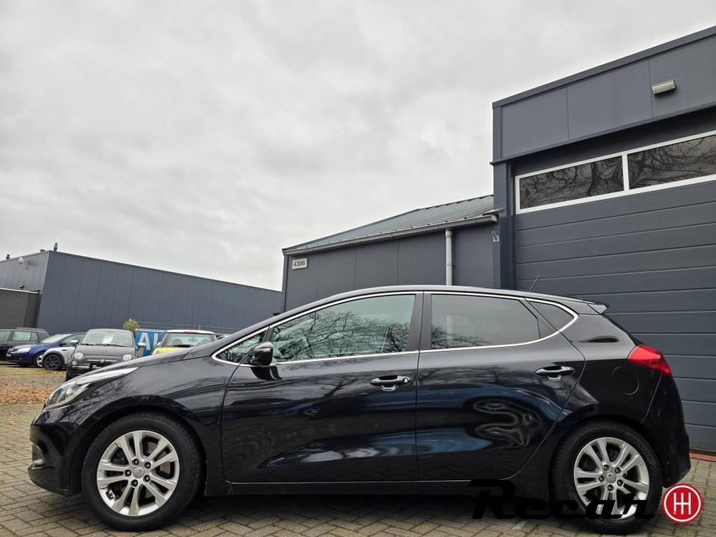 Kia cee'd Sportswagon - 1.6 GDI DynamicLine/Camera/Stoelvr/Z, Auto's, Kia, Euro 5, 135 pk, Gebruikt, 1591 cc