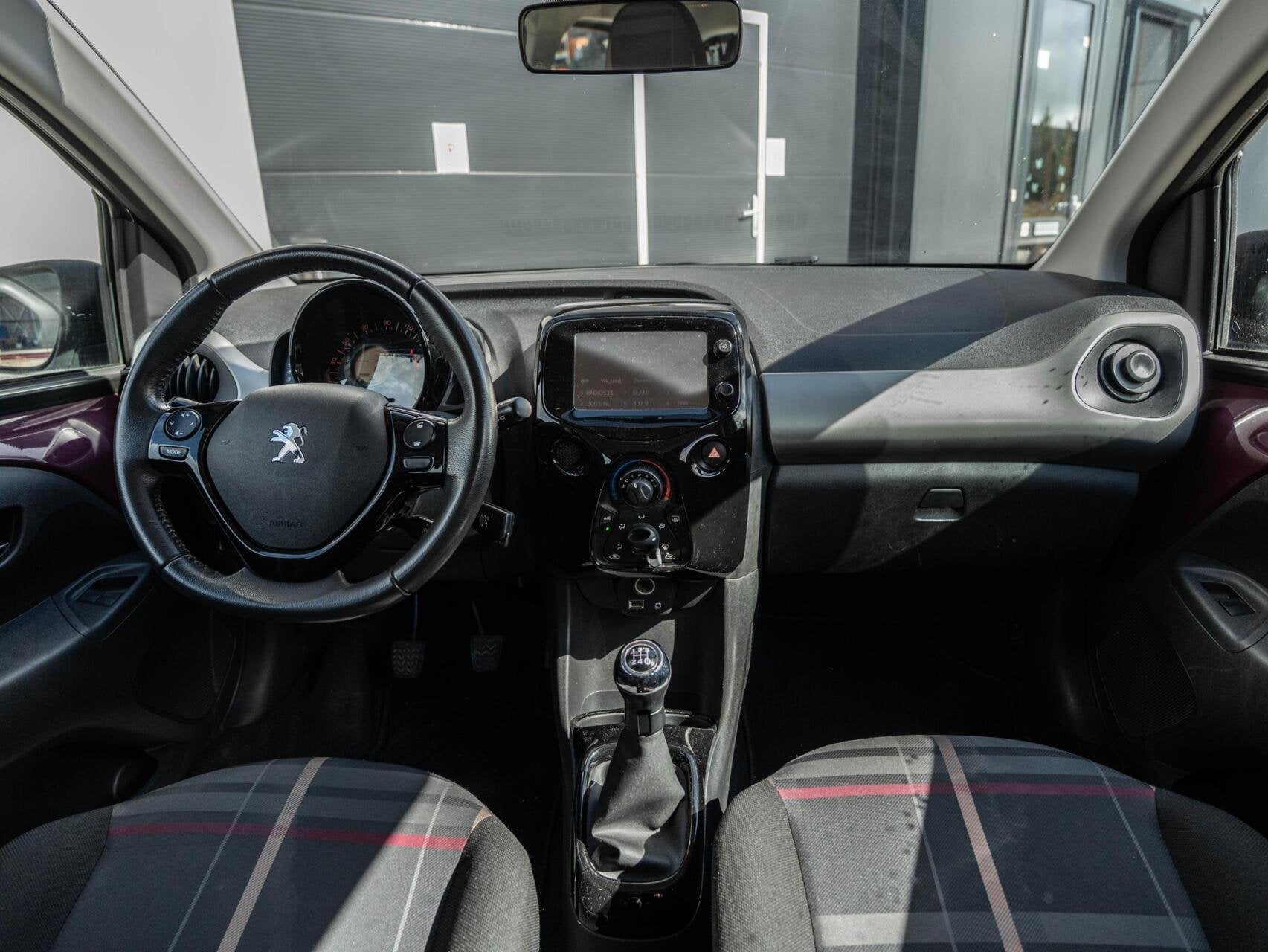 Peugeot 108 1.2 VTi Allure Bluetooth|LED|AIRCO!, Auto's, Voorwielaandrijving, Euro 5, Stof, 840 kg
