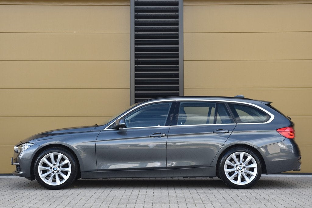 BMW 3 Serie Touring 318i Executive * Luxuryline * Hifi * Spo, Automaat, Gebruikt, Met garantie (alle), 1465 kg