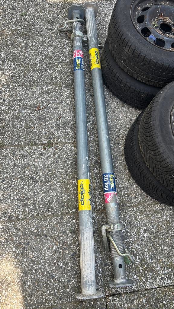 Doka stempels stutpalen, Ophalen, Gebruikt