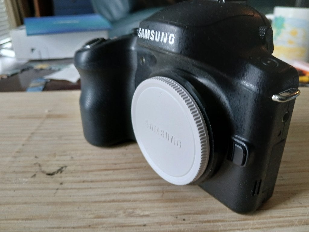 Samsung Galaxy NX EK-GN120 - body, Audio, Tv en Foto, Fotocamera's Digitaal, Gebruikt, Ophalen of Verzenden, Geheugenkaart, Systeemcamera