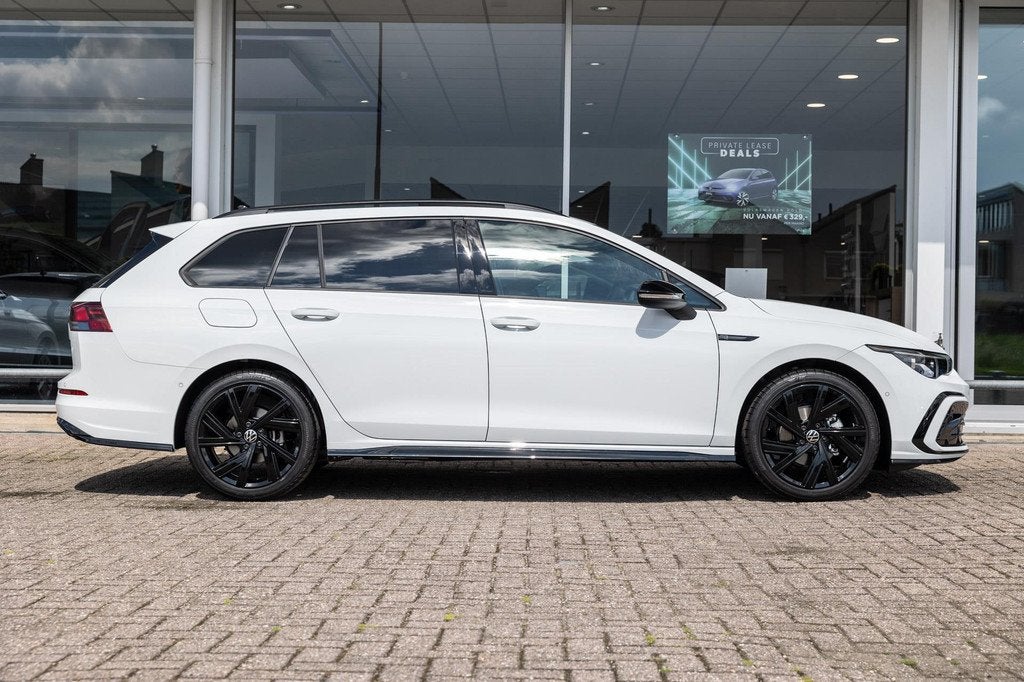 Volkswagen Golf Variant 1.5 eTSI 150pk DSG R-Line Business |, Auto's, Volkswagen, 12 maanden, Euro 6, 4 cilinders, Wit