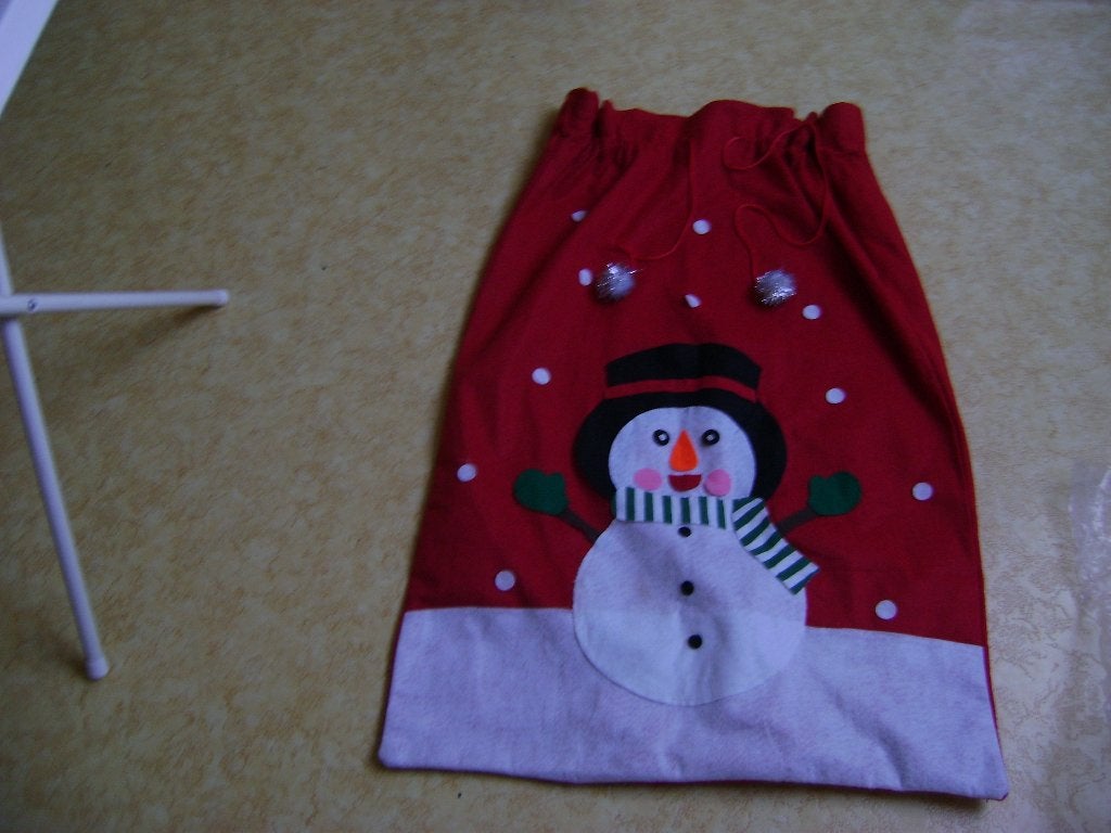 grote rode stoffen kerst cadeautas met aantrekkoord 88hx55br, Diversen, Kerst, Ophalen of Verzenden, Zo goed als nieuw