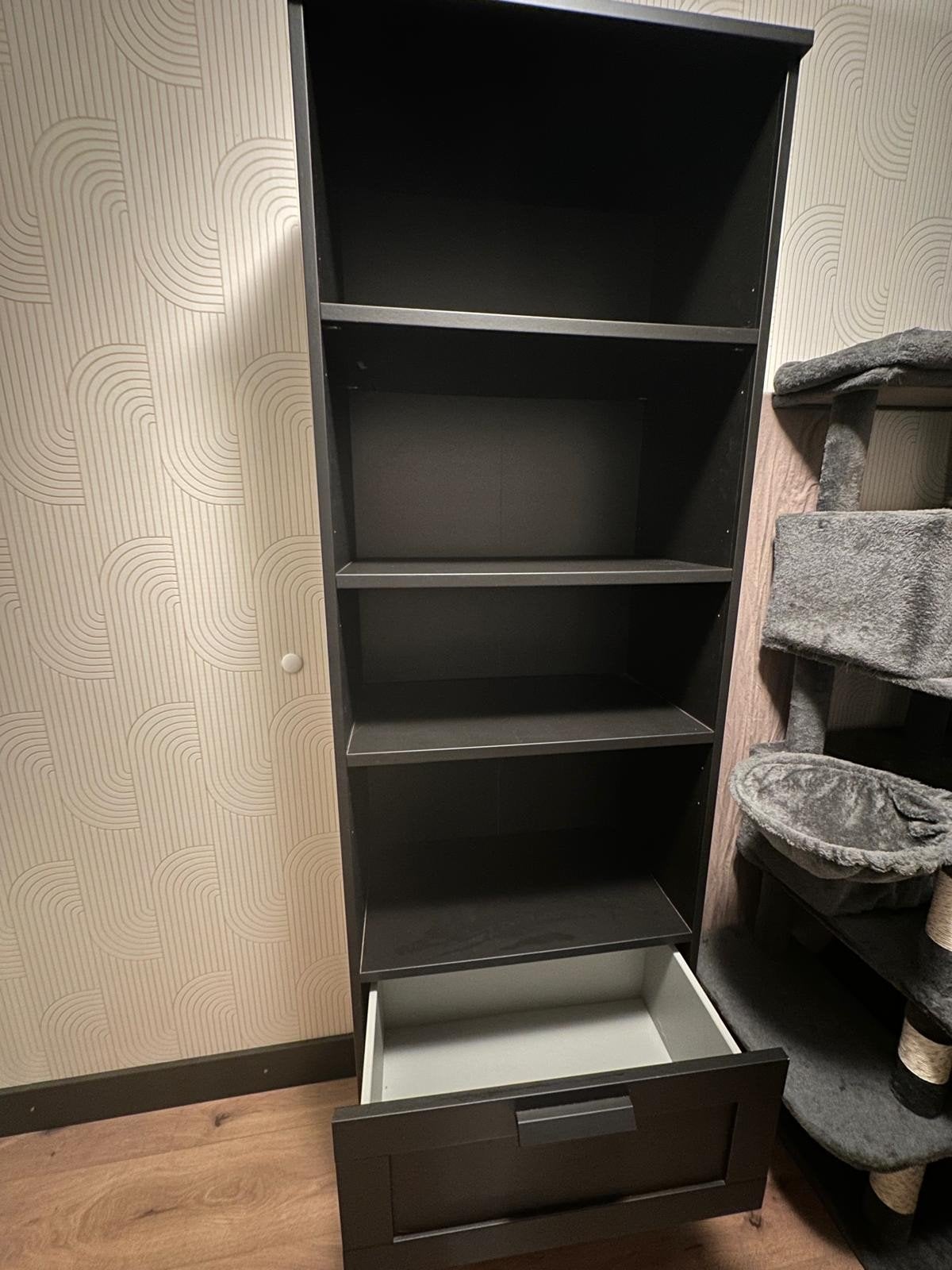 IKEA BRIMNES Boekenkast Zwart met Lades - 60x190x35 cm, Ophalen, Gebruikt, 50 tot 100 cm, Met lade(s)