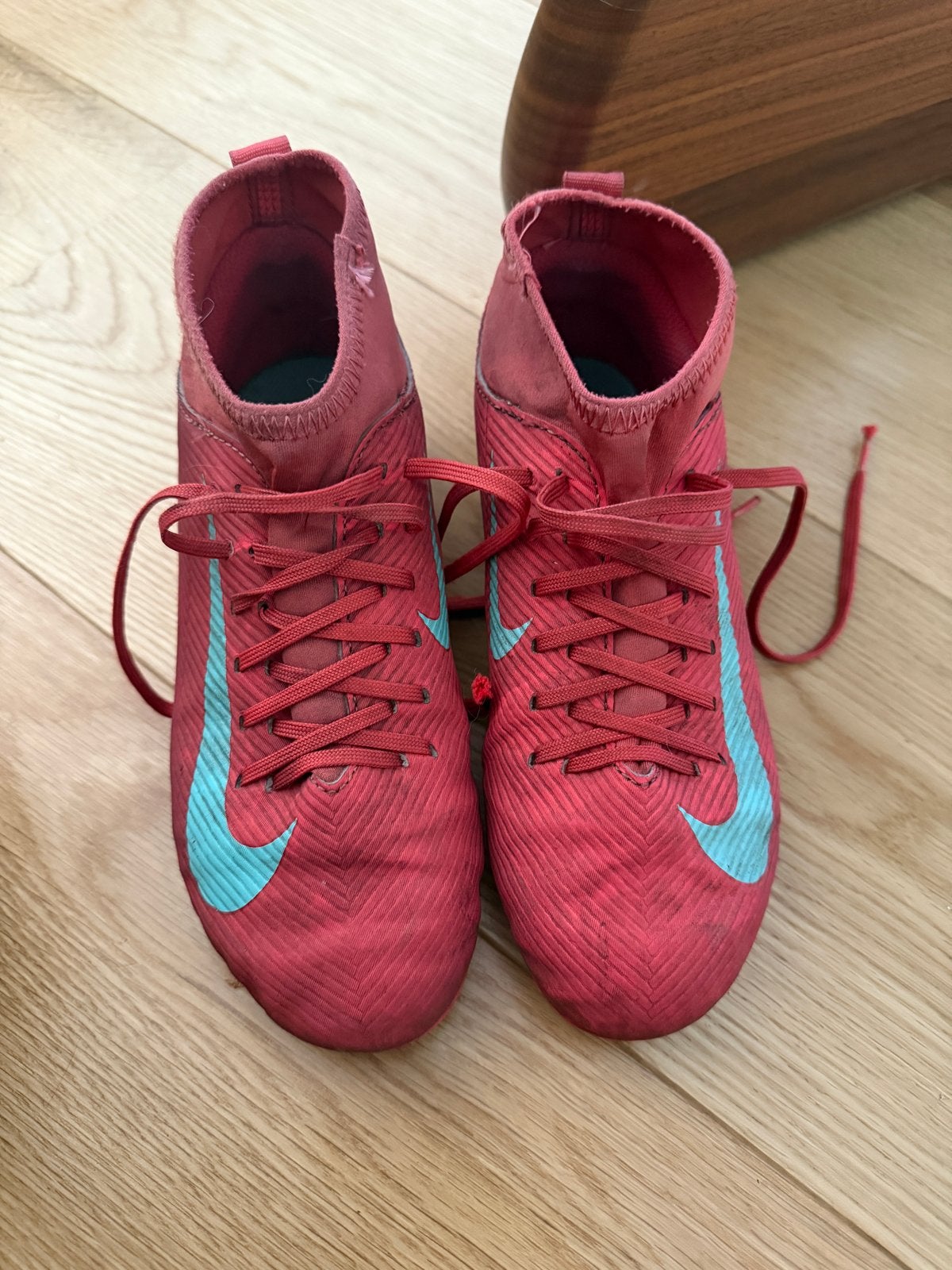 Nike voetbalschoenen roze/blauw, Ophalen, Gebruikt, Schoenen
