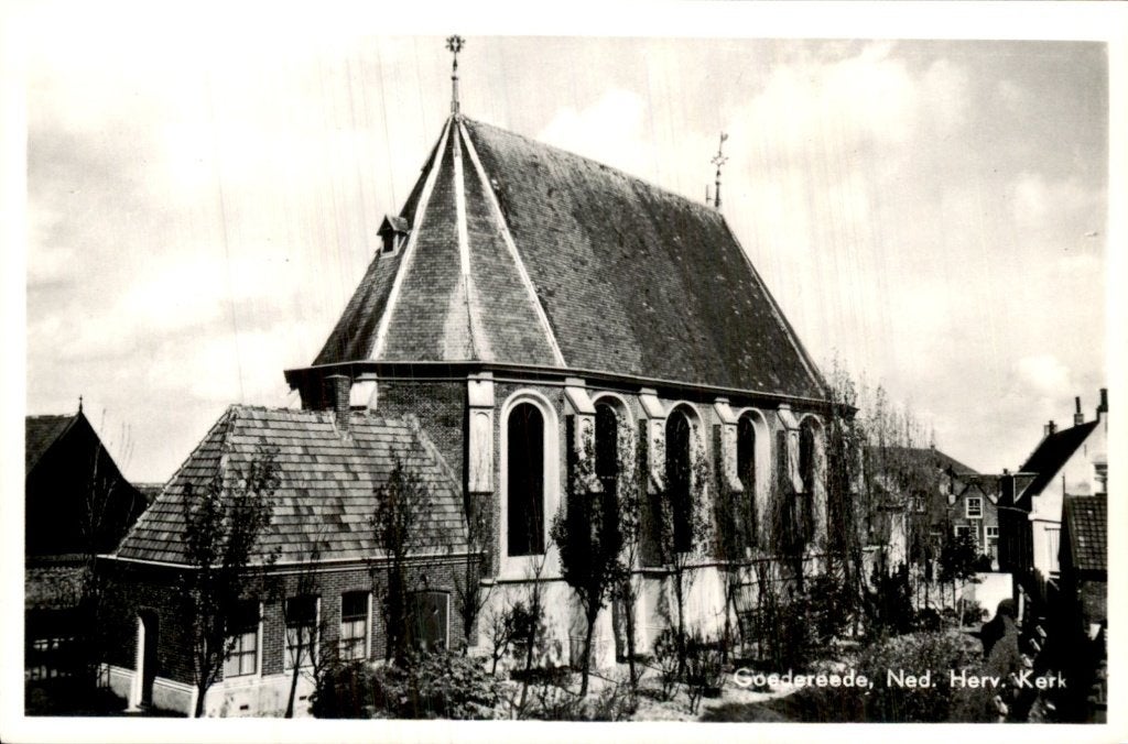 Goedereede - Ned. Herv. Kerk - Exterieur, Verzamelen, Ophalen of Verzenden, 1940 tot 1960, Ongelopen, Zuid-Holland