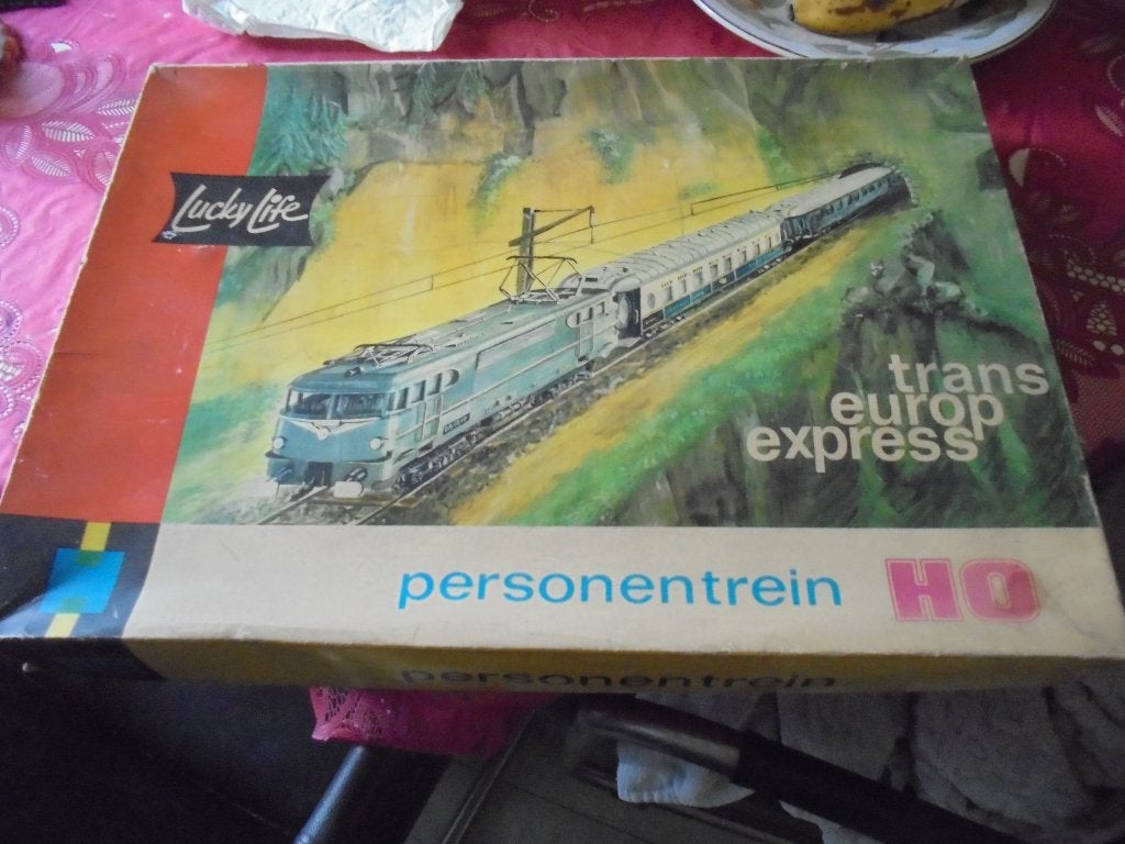 Hema luky life trein set kompleet-in vrij nieuwe staat, Overige merken, Treinset, Gelijkstroom, Ophalen of Verzenden