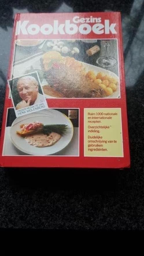 Gezinskookboek, Ophalen of Verzenden, Zo goed als nieuw