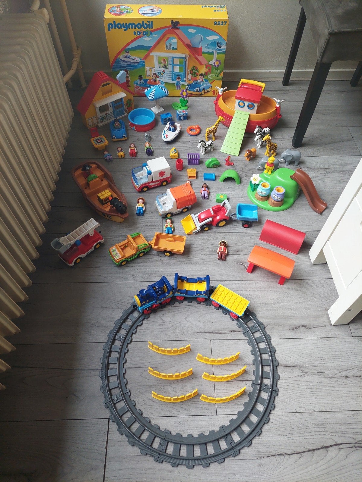 123 Playmobil collectie met trein, voertuigen en figuren, Ophalen of Verzenden, Gebruikt, Complete set