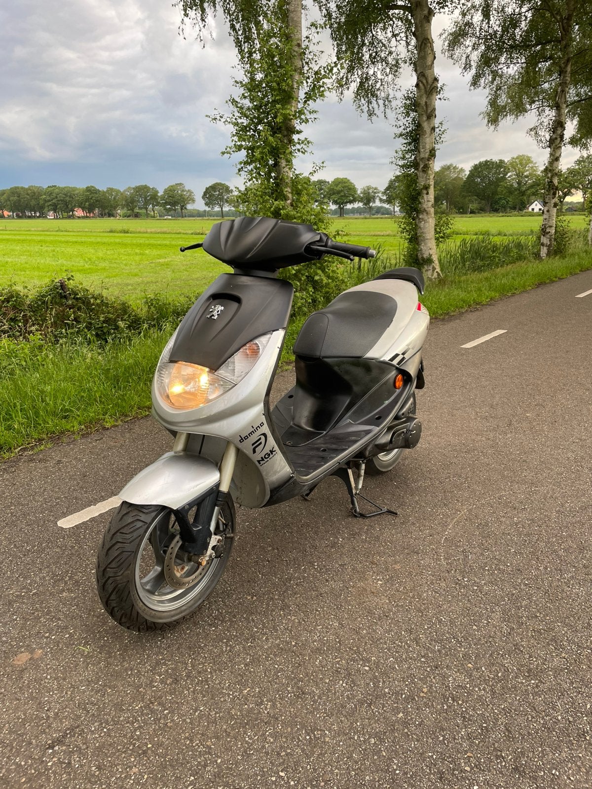 Peugeot vivacity geel kenteken, Ophalen, Zo goed als nieuw, Tweetakt, Vivacity