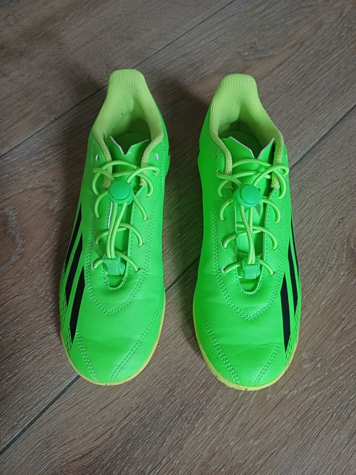 Adidas zaalvoetbalschoenen groen - Maat 36 1/2, Maat XS of kleiner, Ophalen of Verzenden, Gebruikt, Schoenen