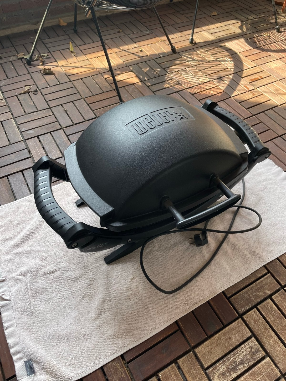 Weber Q140 elektrische BBQ, Ophalen, Gebruikt