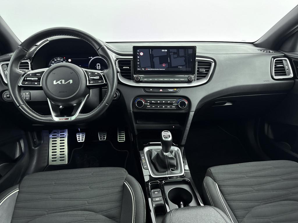 Kia ProCeed - 1.5 T-GDI GT-PlusLine // DEALERONDERHOUDEN //, Auto's, Kia, Gebruikt, 4 cilinders, Leder en Stof, Zwart